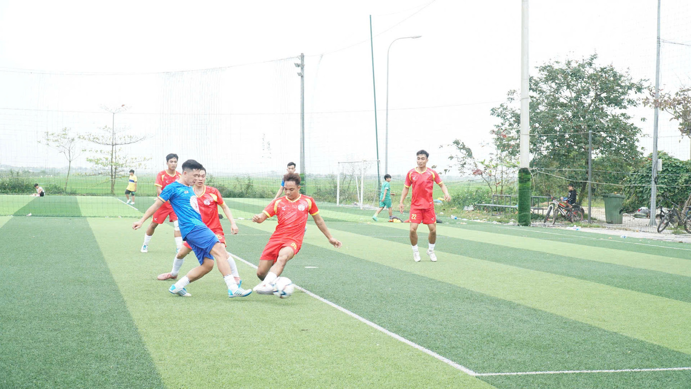 Giải bóng đá thanh niên thành phố Huế lần thứ VII được tổ chức nhằm đẩy mạnh các phong trào rèn luyện thể dục, thể thao trong đoàn viên, thanh niên địa phương. Giải bóng đá thanh niên thành phố Huế lần thứ VII được tổ chức nhằm đẩy mạnh các phong trào rèn luyện thể dục, thể thao trong đoàn viên, thanh niên địa phương.