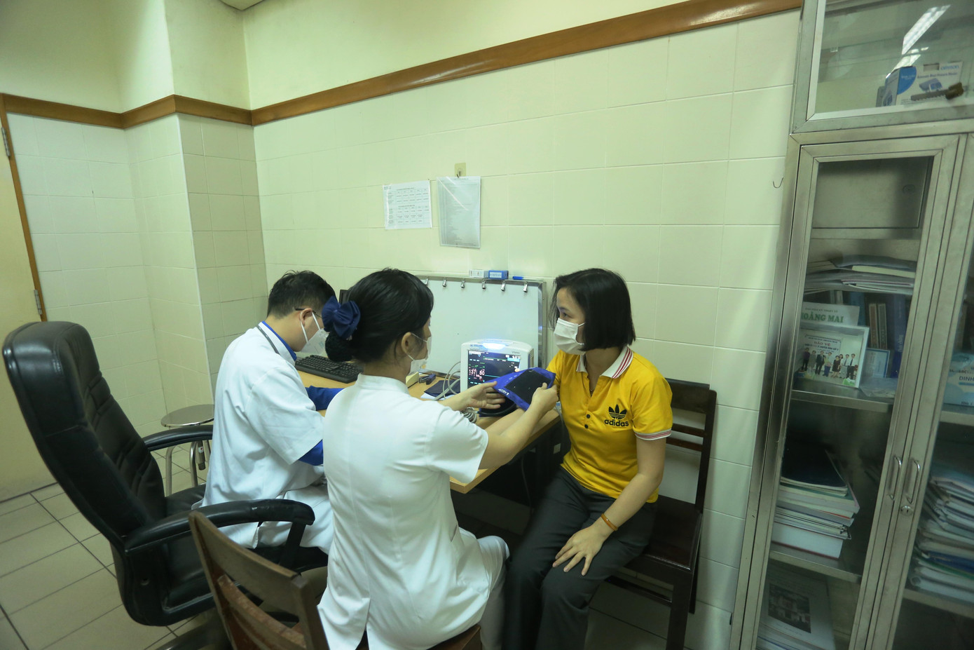 Khám bệnh miễn phí cho người dân Khám bệnh miễn phí cho người dân