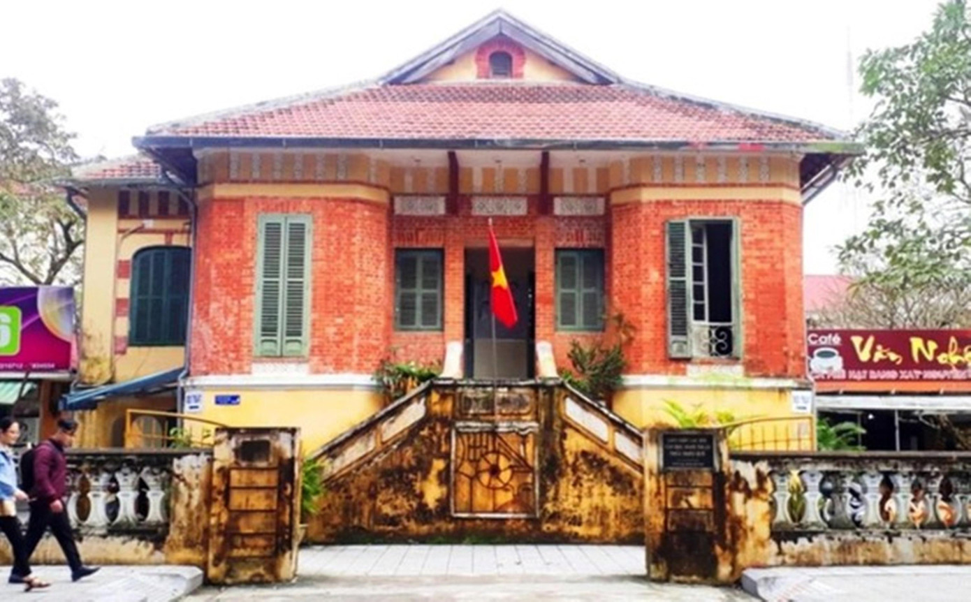 Ngôi biệt thự Pháp cổ tại số 26 Lê Lợi, TP Huế Ngôi biệt thự Pháp cổ tại số 26 Lê Lợi, TP Huế