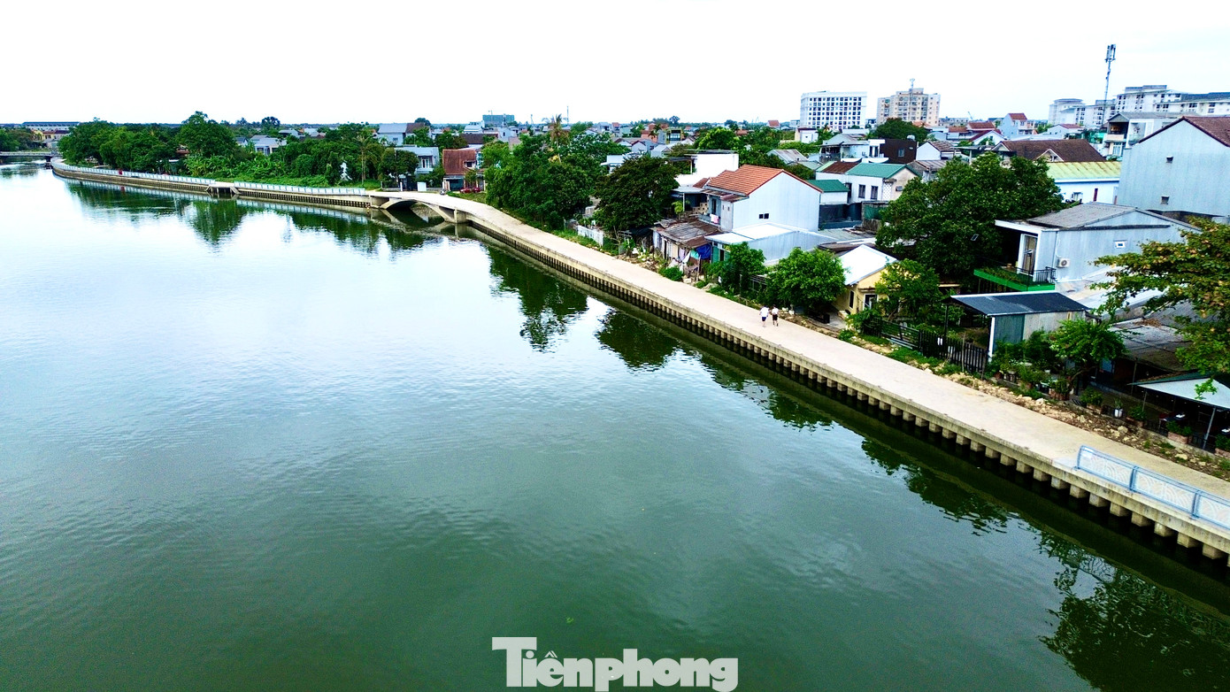 Đây được xem là một trong những công trình hạ tầng trọng điểm nhằm tạo điểm nhấn về tham quan, ngắm cảnh và đem lại diện mạo mới cho cảnh quan hai bên bờ sông; phục vụ phát triển kinh tế xã hội và phòng chống xói lở, giảm nhẹ thiên tai của địa phương. Đây được xem là một trong những công trình hạ tầng trọng điểm nhằm tạo điểm nhấn về tham quan, ngắm cảnh và đem lại diện mạo mới cho cảnh quan hai bên bờ sông; phục vụ phát triển kinh tế xã hội và phòng chống xói lở, giảm nhẹ thiên tai của địa phương.