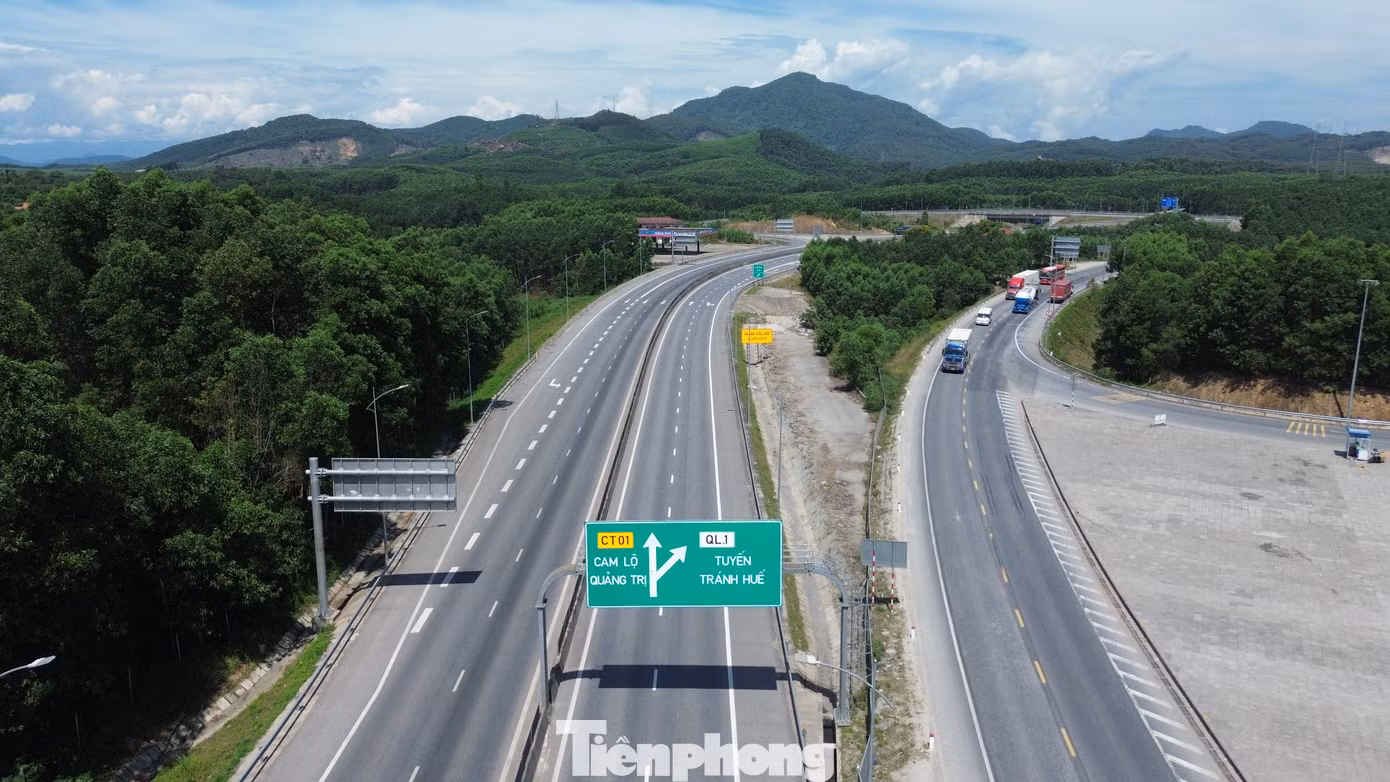 Hiện toàn tuyến đã có 21km đường hoàn thiện theo tiêu chuẩn 4 làn xe. Hiện toàn tuyến đã có 21km đường hoàn thiện theo tiêu chuẩn 4 làn xe.