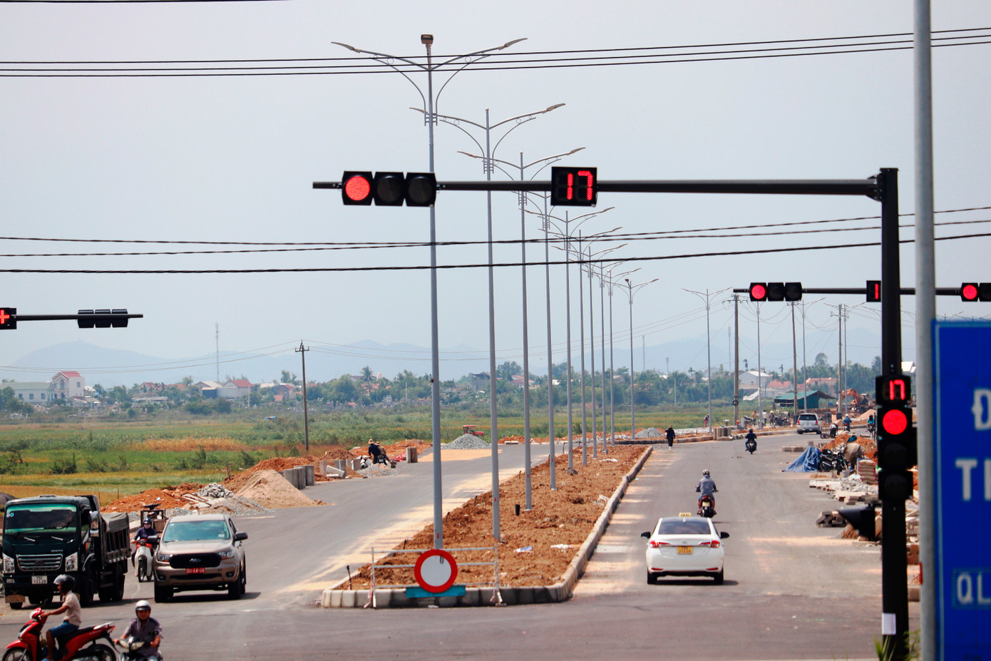 Tuyến đường đưa vào khai thác đã rút ngắn đáng kể thời gian, lộ trình từ trung tâm TP Huế về vùng biển Thuận An, Hải Dương và nhiều xã ven biển huyện Phú Vang.