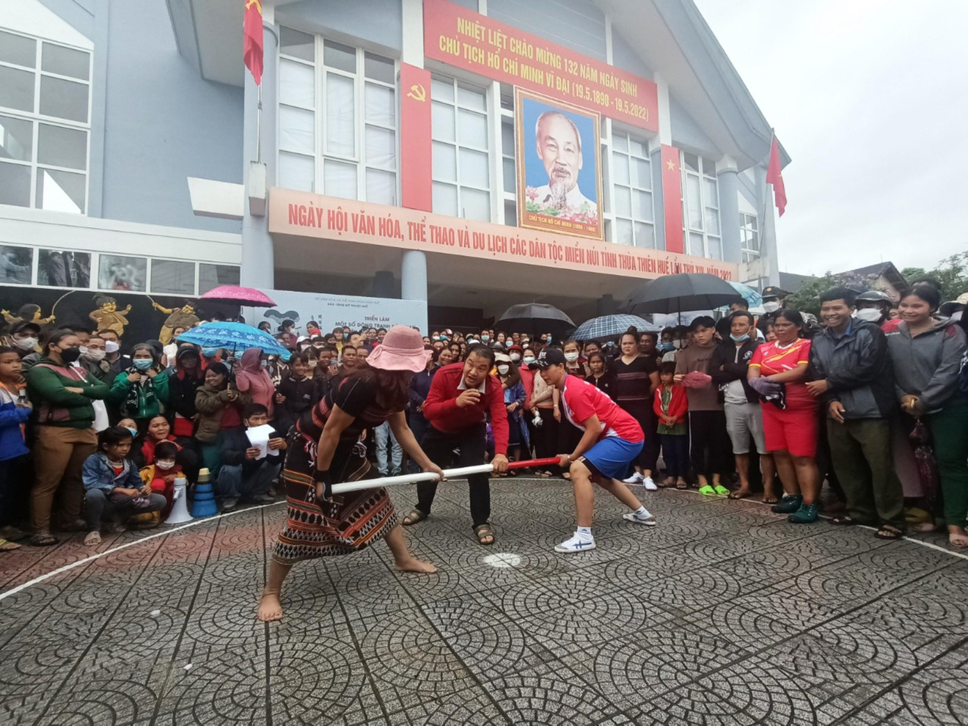 Thi bắn nỏ, đẩy gậy