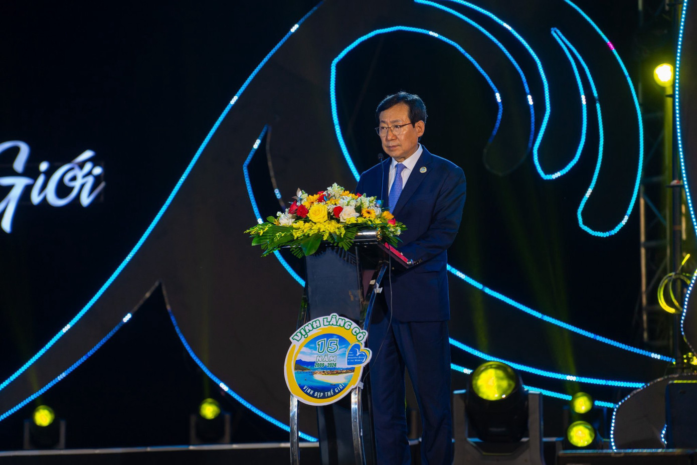 Ông Kang Byung-Suk - Phó Chủ tịch Câu lạc bộ các Vịnh đẹp nhất thế giới. Ông Kang Byung-Suk - Phó Chủ tịch Câu lạc bộ các Vịnh đẹp nhất thế giới.