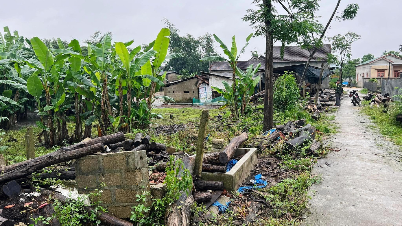 Qua kiểm tra, rà soát, lô đất A1 ghi giá 45 triệu đồng/m2 là do lỗi đánh máy. Mức giá khởi điểm chính xác là 4,5 triệu đồng/m2 Qua kiểm tra, rà soát, lô đất A1 ghi giá 45 triệu đồng/m2 là do lỗi đánh máy. Mức giá khởi điểm chính xác là 4,5 triệu đồng/m2