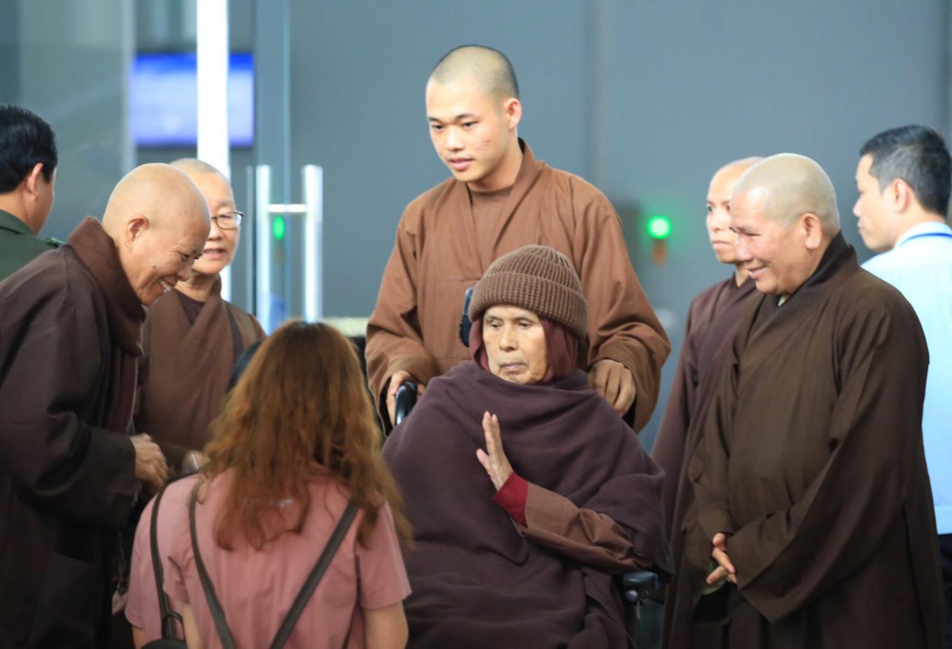 Cuối năm 2014, ông trải qua một cơn xuất huyết não và phải nhập viện ở Pháp trong 4 tháng rưỡi. Nguồn: Internet Cuối năm 2014, ông trải qua một cơn xuất huyết não và phải nhập viện ở Pháp trong 4 tháng rưỡi. Nguồn: Internet