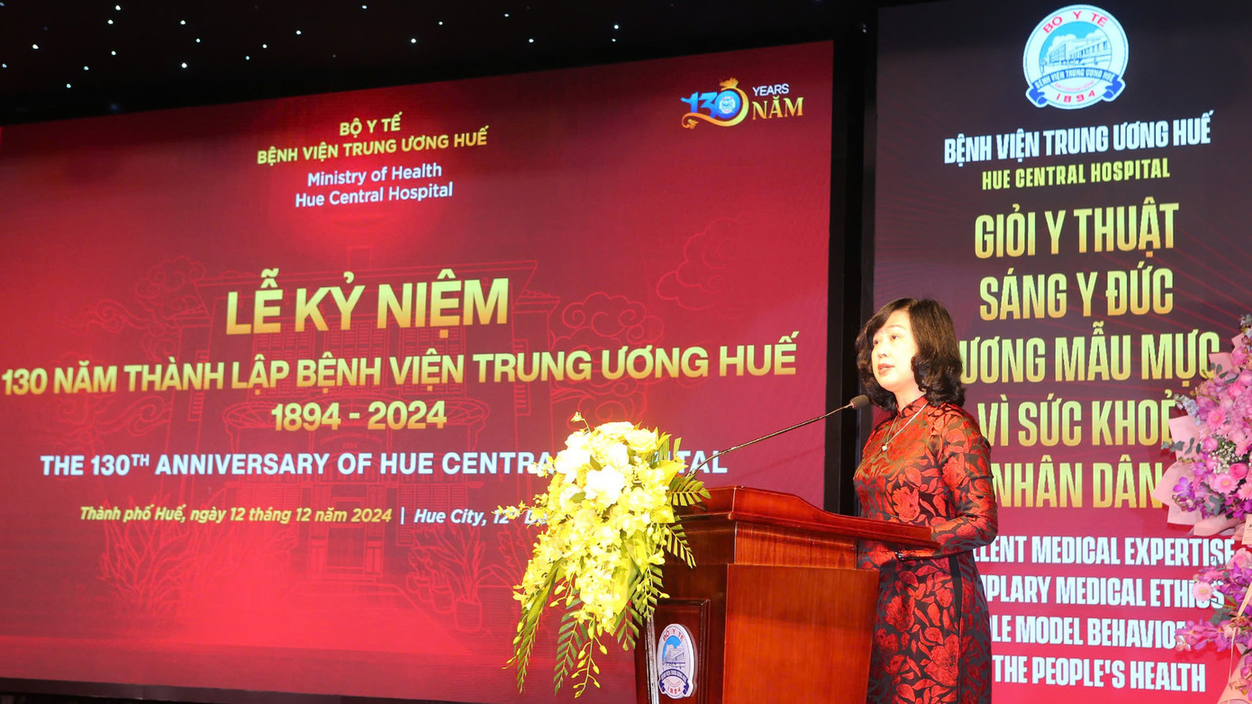 Bộ trưởng Bộ Y tế Đào Hồng Lan phát biểu tại lễ kỷ niệm.