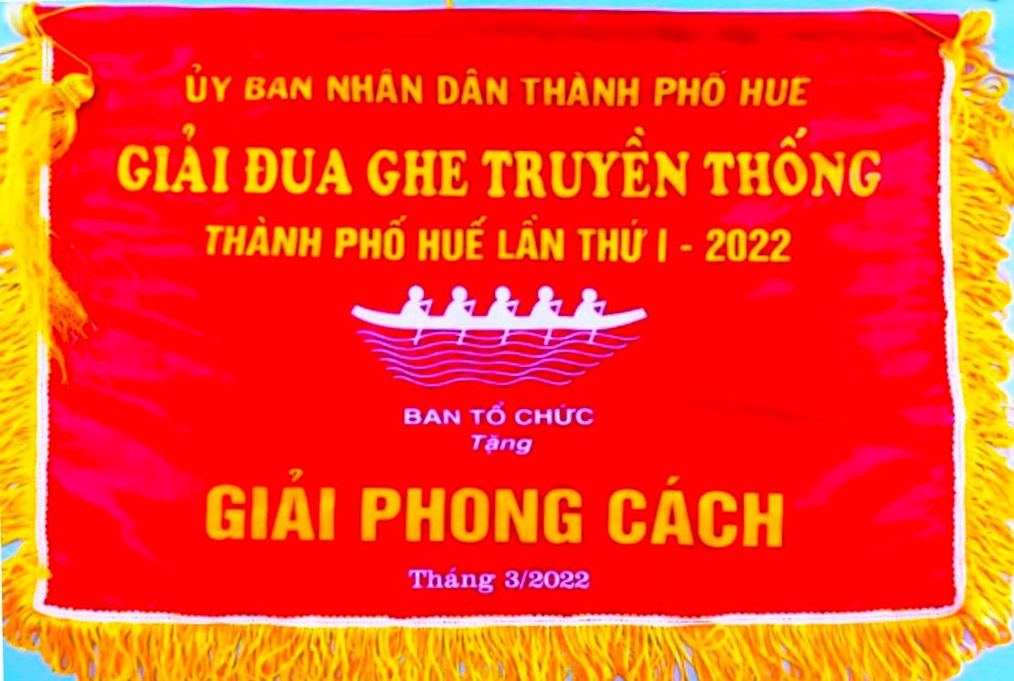 Giải phong cách trao cho đội đua có hành vi bạo lực đã bị thu hồi (ảnh BTC cung cấp) Giải phong cách trao cho đội đua có hành vi bạo lực đã bị thu hồi (ảnh BTC cung cấp)
