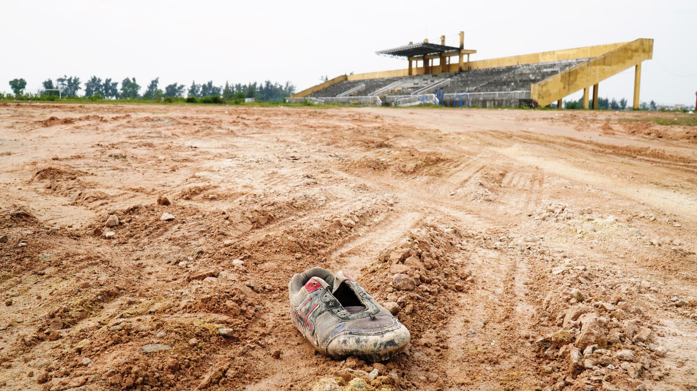 Dự án Trung tâm VHTT Thuận An (giai đoạn 1) được Chủ tịch UBND tỉnh TT-Huế phê duyệt tháng 10/2012, với tổng mức đầu tư gần 21,5 tỷ đồng, chủ yếu do ngân sách tỉnh rót về. Năm 2013, công trình được khởi công, do Ban Đầu tư &amp; Xây dựng huyện Phú Vang làm chủ đầu tư