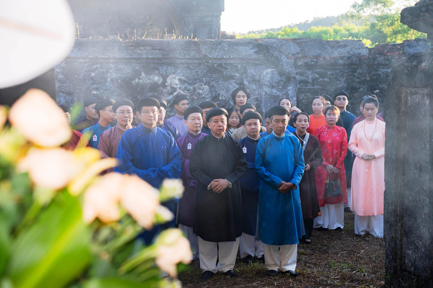 Tiến sĩ Phan Thanh Hải - Giám đốc Sở VH-TT tỉnh TT-Huế, cho biết: “Có một di sản đặc biệt mà chúa Nguyễn Phúc Khoát để lại cho thế hệ sau đó là áo dài. Khi xưng vương định đô, chúa Vũ Vương đã làm một việc mà các triều đại đều mong thực hiện được đó là chế độ y quan và chế độ lễ nhạc. Ảnh: Văn Thể Huế