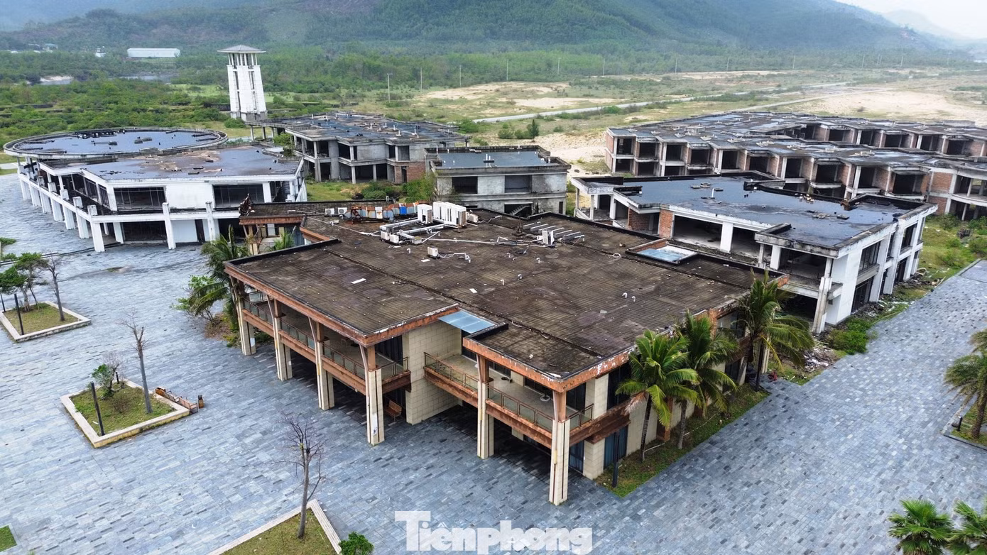 Hiện tại, chủ đầu tư đang tiến hành điều chỉnh thủ tục pháp lý, tái cấu trúc tài chính và sắp xếp nguồn vốn nhằm tiếp tục triển khai dự án.