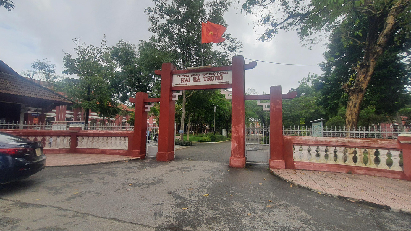 Trường THPT Hai Bà Trưng (TP Huế) - nơi xảy ra vụ việc gây xôn xao dư luận. Ảnh: N.V Trường THPT Hai Bà Trưng (TP Huế) - nơi xảy ra vụ việc gây xôn xao dư luận. Ảnh: N.V