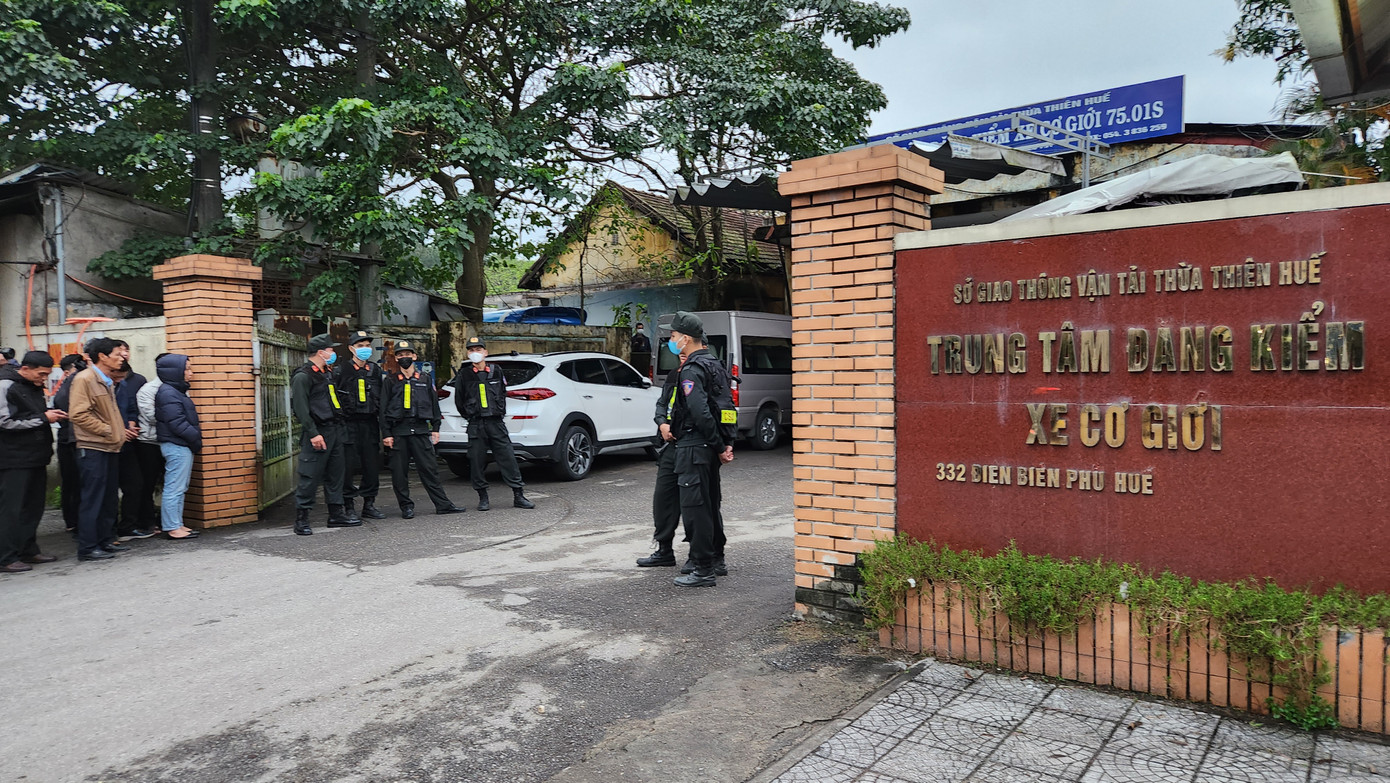 Theo cơ quan điều tra, sai phạm hoạt động đăng kiểm tại Trung tâm Đăng kiểm xe cơ giới TT-Huế diễn ra trong thời gian dài. Theo cơ quan điều tra, sai phạm hoạt động đăng kiểm tại Trung tâm Đăng kiểm xe cơ giới TT-Huế diễn ra trong thời gian dài.