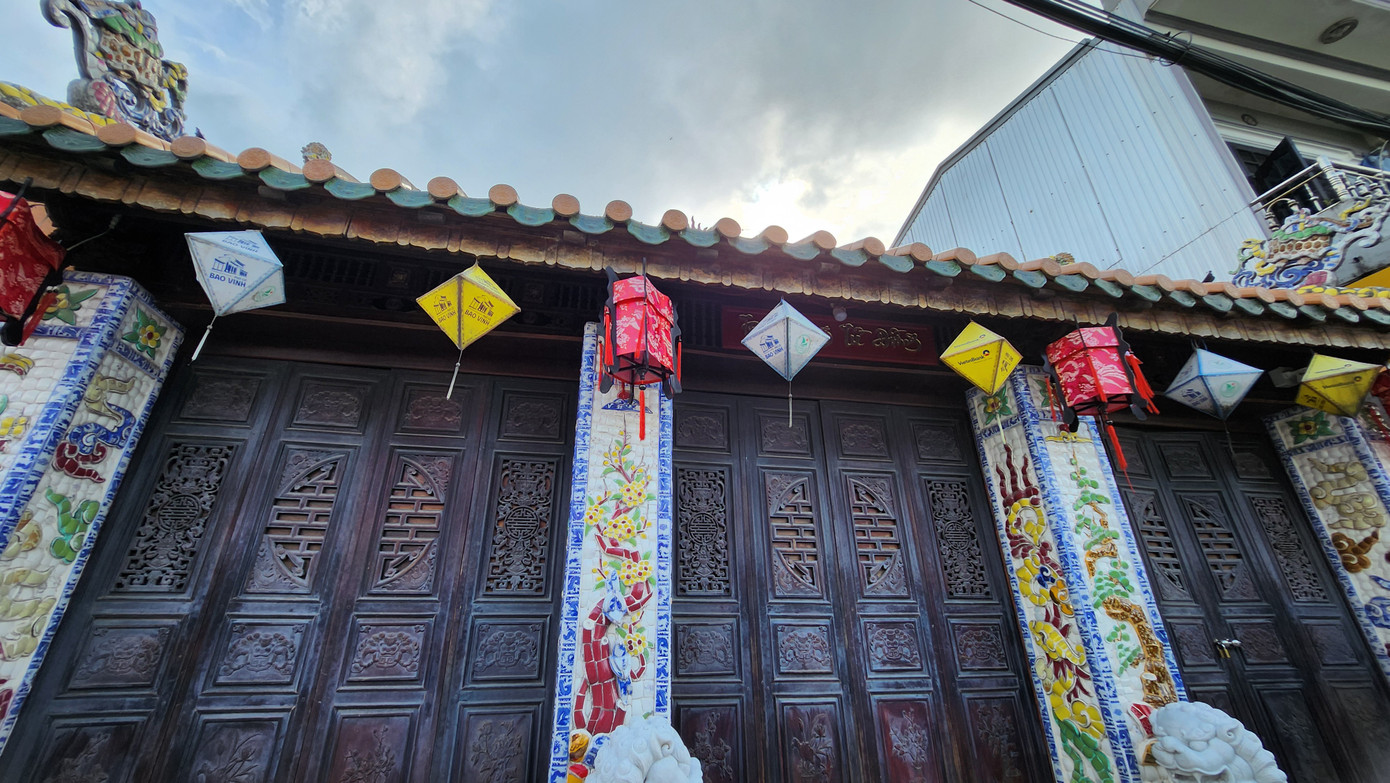 Chính quyền TP. Huế cần có quy chế quản lý phố cổ Bao Vinh, hướng người dân trở thành chủ thể về bảo tồn bền vững, phát huy giá trị phố cổ để phát triển du lịch. Ảnh: Ngọc Văn.