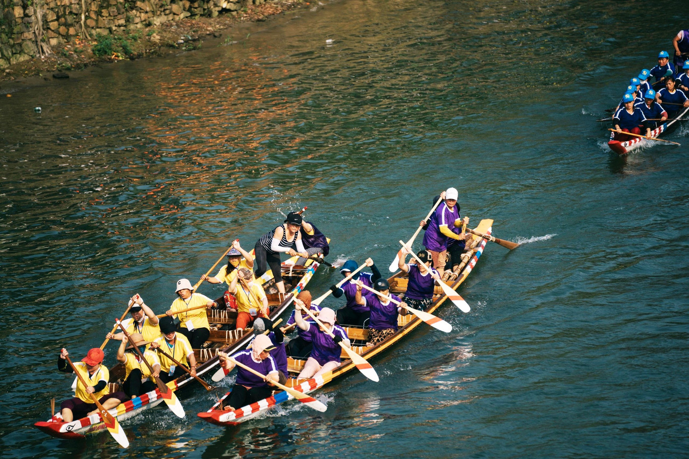 Lãnh đạo UBND TP. Huế còn cho biết, giải đua cũng là dịp để các VĐV giao lưu, học hỏi kinh nghiệm, tăng cường tinh thần đoàn kết giữa các địa phương; cơ hội để giới thiệu, quảng bá các hoạt động văn hóa, thể dục thể thao truyền thống của Huế gắn với kích cầu du lịch, góp phần thúc đẩy phát triển kinh tế - xã hội của thành phố.