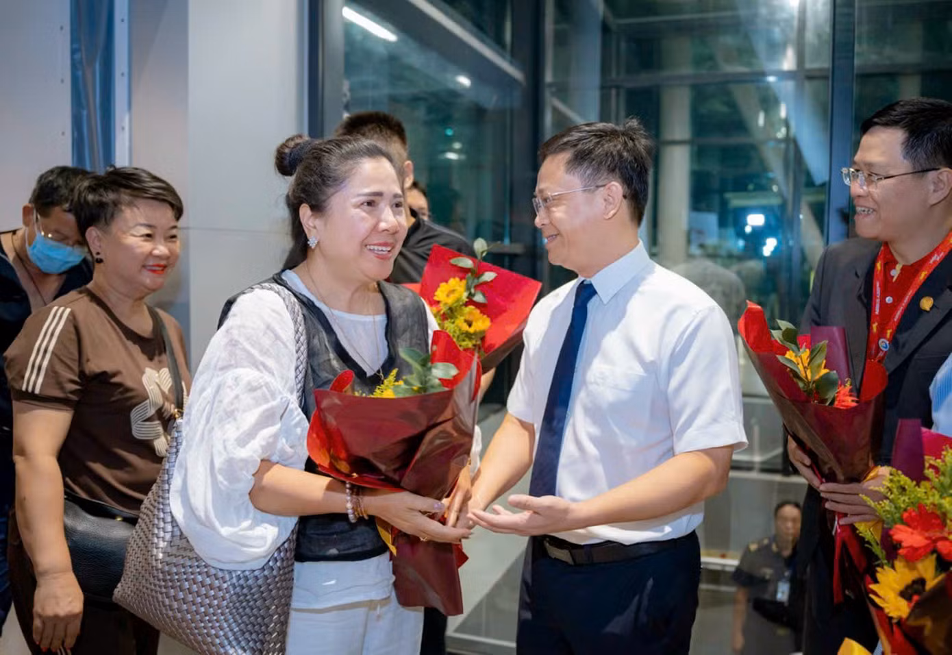 Lãnh đạo UBND tỉnh TT-Huế trực tiếp đón đoàn khách quốc tế đến từ Trung Quốc. Ảnh: SDL Huế. Lãnh đạo UBND tỉnh TT-Huế trực tiếp đón đoàn khách quốc tế đến từ Trung Quốc. Ảnh: SDL Huế.
