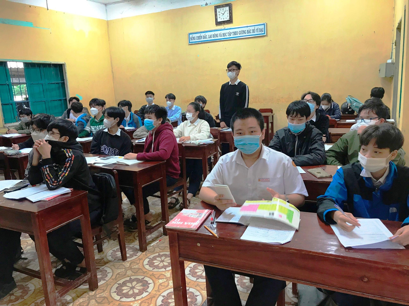 Học sinh Trường THPT Gia Hội, Huế Học sinh Trường THPT Gia Hội, Huế