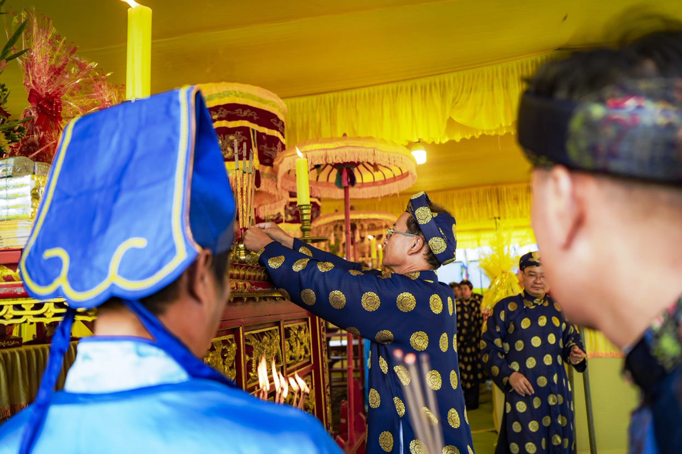 Đàn âm hồn được triều đình nhà Nguyễn lập năm 1894, dưới triều vua Thành Thái. Đây là nơi thờ tự, cúng tế vong linh các quan binh, đồng bào tử nạn trong biến cố thất thủ Kinh đô Huế. Năm 2013, di tích này đã được UBND tỉnh TT-Huế công nhận là di tích lịch sử văn hóa cấp tỉnh. (Ảnh: Đình Hoàng)