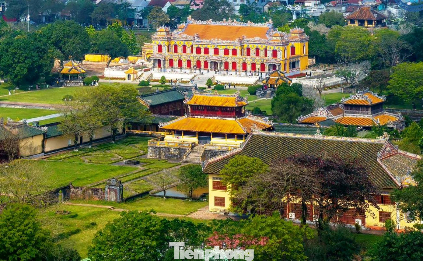 Đến tháng 2/2024, công trình đã hoàn toàn được phục hồi trên nền móng hoang tàn đổ nát một thời. Ảnh: TTBTDTCĐ Huế Đến tháng 2/2024, công trình đã hoàn toàn được phục hồi trên nền móng hoang tàn đổ nát một thời. Ảnh: TTBTDTCĐ Huế