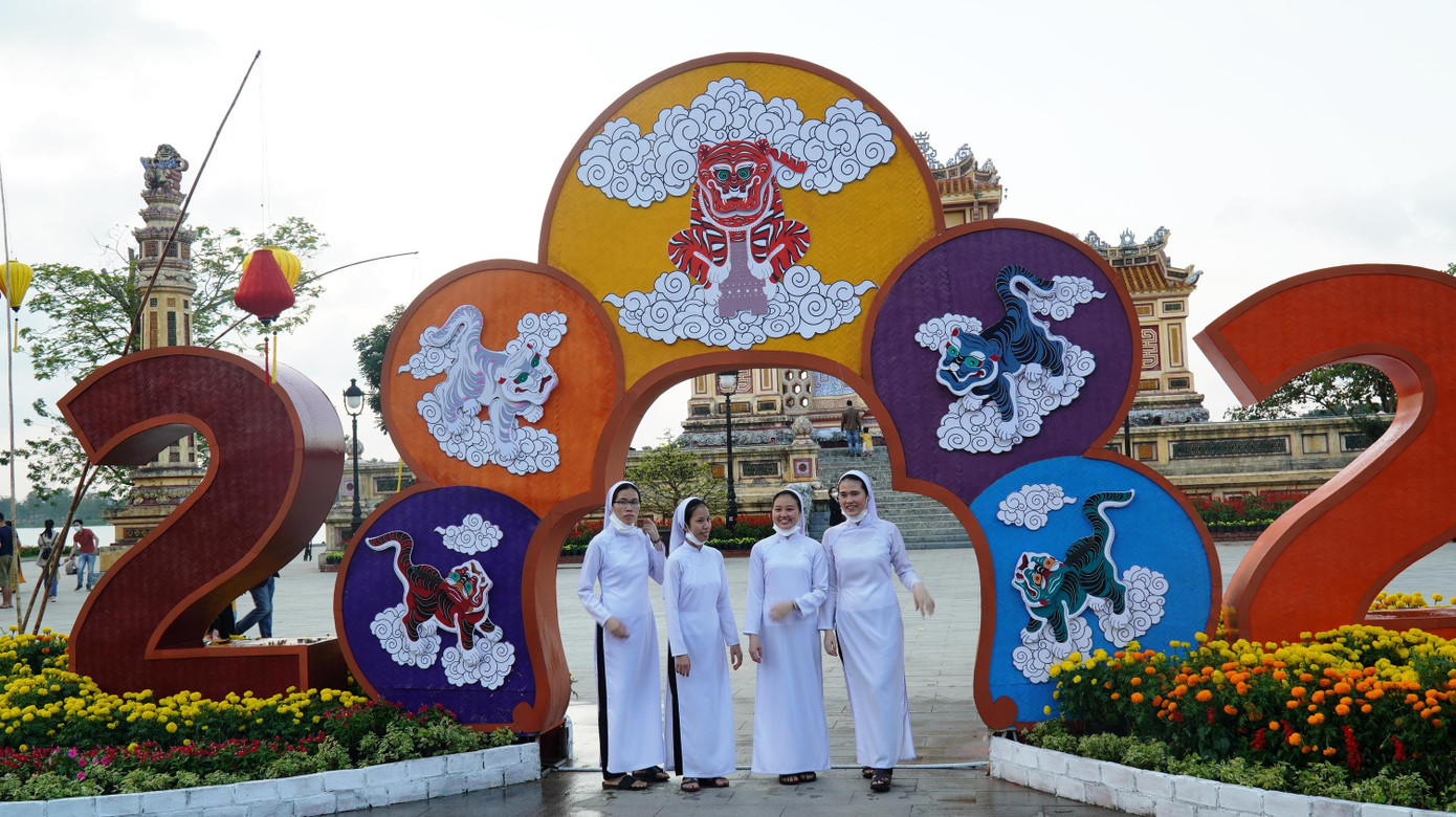 Một dịp chụp hình lưu niệm đáng nhớ đối với các vị nữ tu.