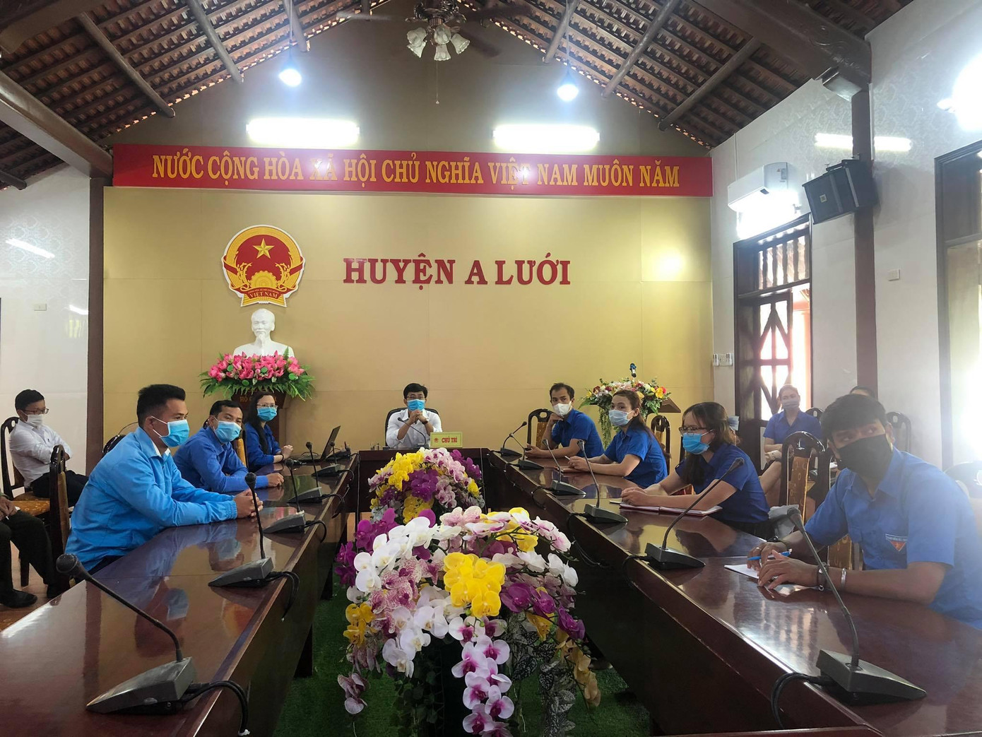 Đoàn viên, thanh niên tham gia diễn đàn tại điểm cầu huyện A Lưới. Đoàn viên, thanh niên tham gia diễn đàn tại điểm cầu huyện A Lưới.