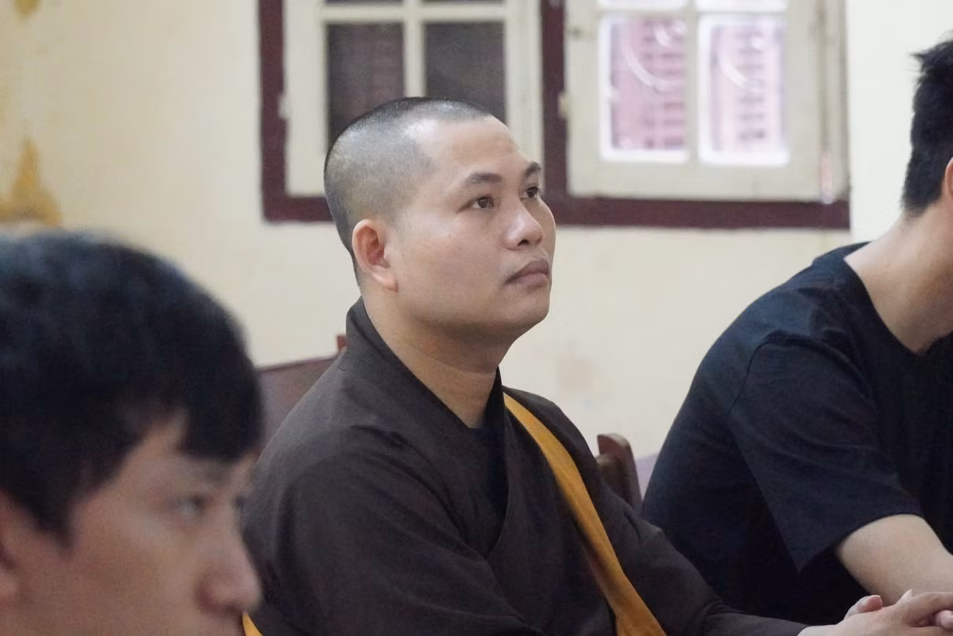Một thí sinh "đặc biệt" là tu sĩ Phật giáo. Một thí sinh "đặc biệt" là tu sĩ Phật giáo.