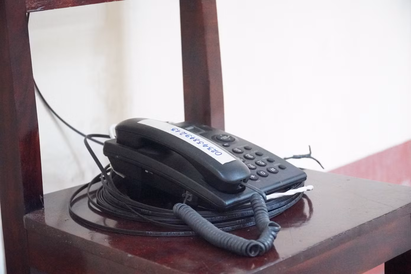 Điều kiện nước uống, thông tin liên lạc phục vụ kỳ thi được đảm bảo. Điều kiện nước uống, thông tin liên lạc phục vụ kỳ thi được đảm bảo.