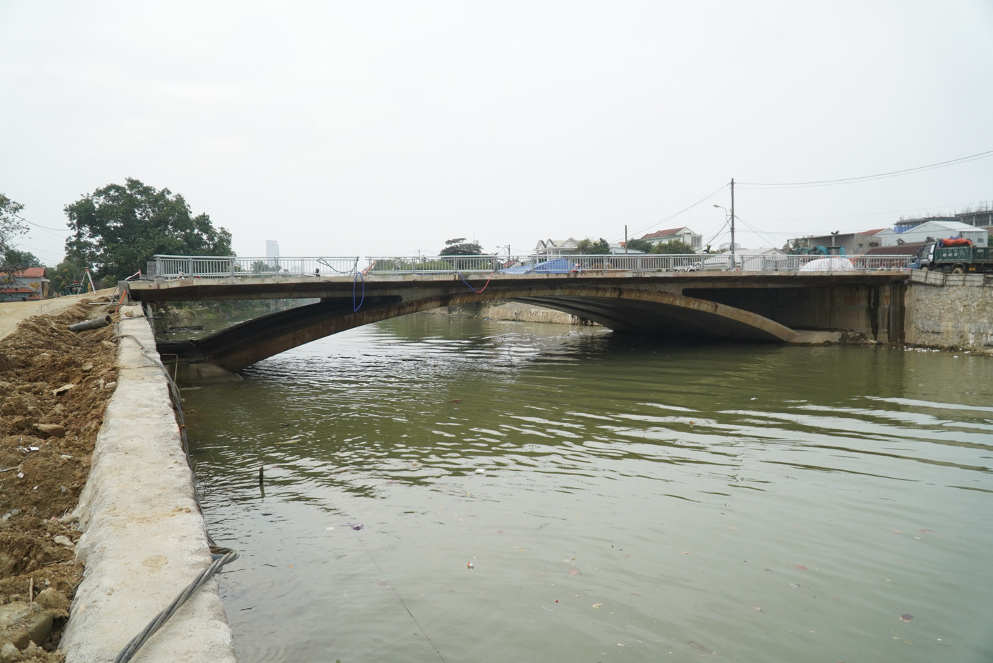 Năm 2017, dự án cầu Lợi Nông bắc qua sông Lợi Nông thuộc phường An Đông (TP. Huế) được UBND tỉnh TT-Huế phê duyệt đầu tư xây dựng. Công trình vượt sông, mở mới đường dẫn hai đầu nhằm kết nối tuyến đường 26m khu nhà ở An Đông sang đường 100m thuộc khu A (khu đô thị mới An Vân Dương).