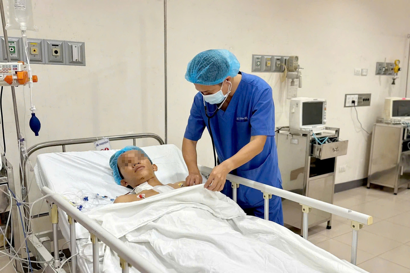 Sau cấp cứu, phẫu thuật, sức khỏe bệnh nhân dần hồi phục.