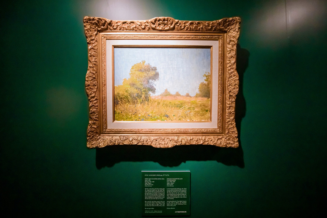 Nhiều tác phẩm hội họa quý giá của vua Hàm Nghi lần đầu tiên được trưng bày tại Việt Nam.