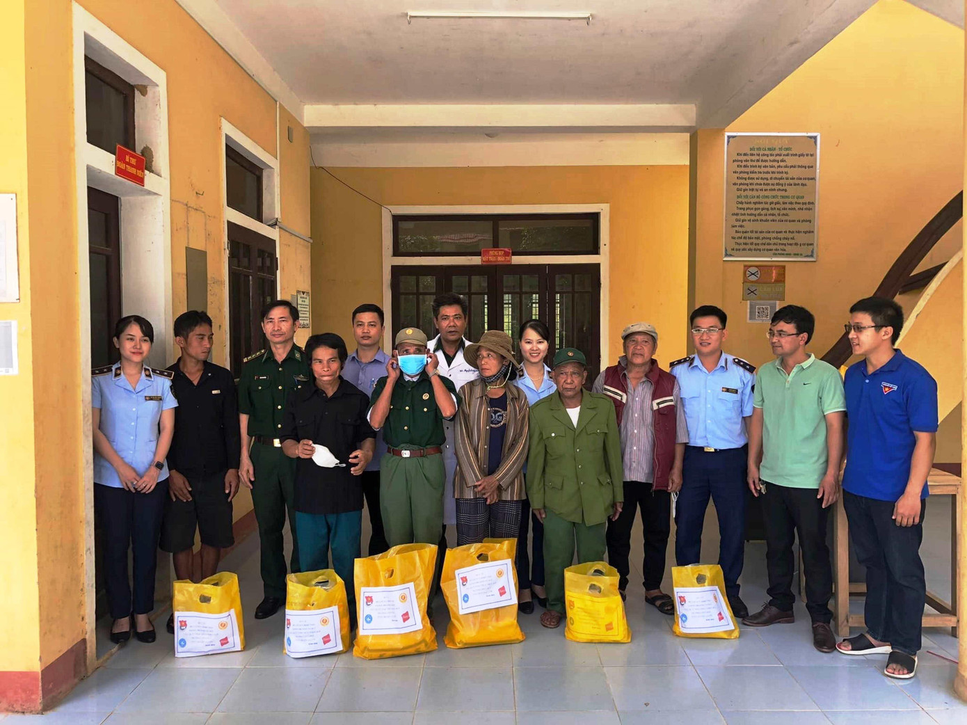 Hoạt động thiện nguyện của tuổi trẻ Đoàn khối tỉnh TT-Huế Hoạt động thiện nguyện của tuổi trẻ Đoàn khối tỉnh TT-Huế