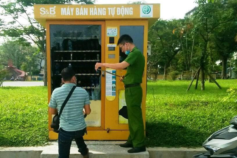 Công an TP Huế kiểm tra hiện trường Công an TP Huế kiểm tra hiện trường