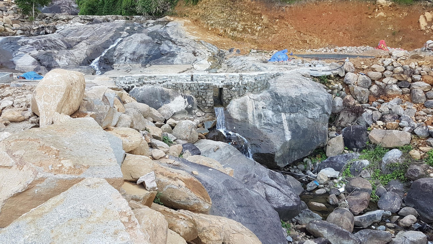 Lãnh đạo UBND huyện Phú Lộc cũng yêu cầu cán bộ xã Lộc Hòa phải có báo cáo giải trình để làm cơ sở xử lý trách nhiệm cá nhân, tập thể liên quan. Ảnh: N.V