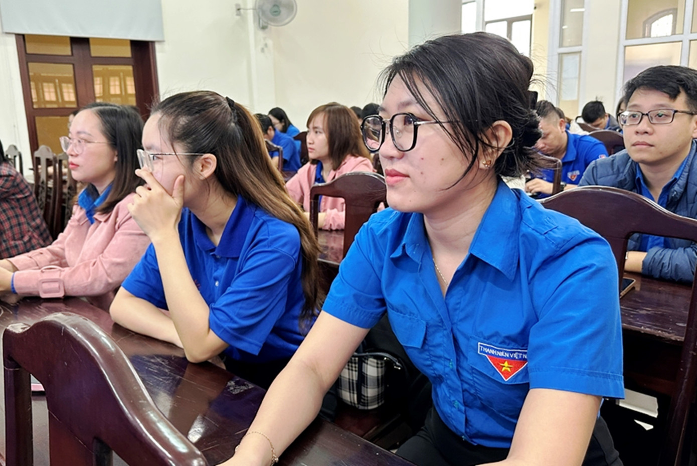 Đoàn viên, thanh niên tham dự chương trình.