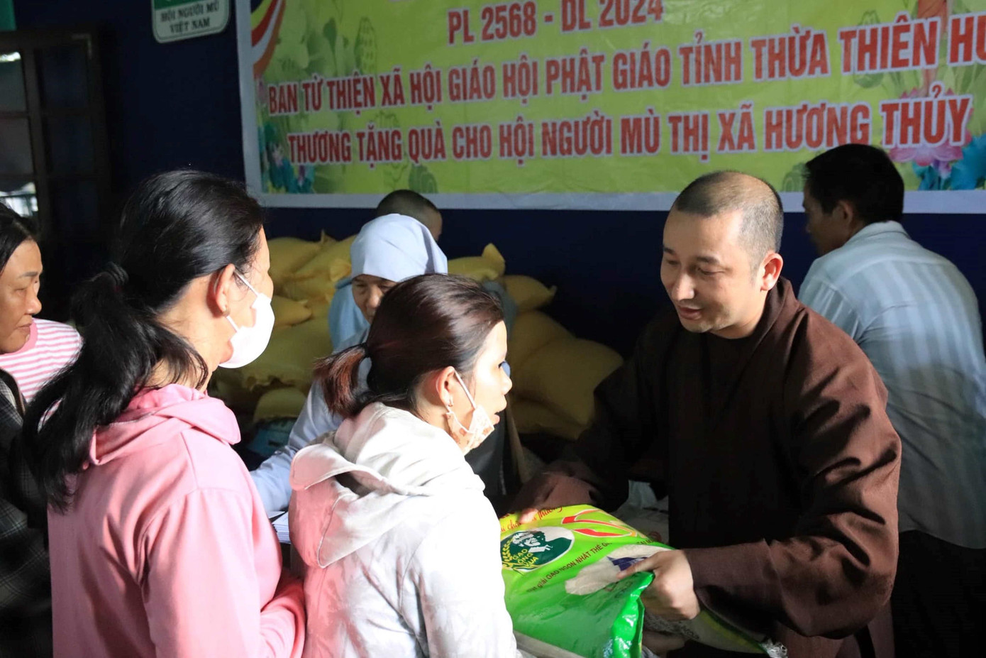 Dịp Phật đản năm nay, BTC Đại lễ còn tổ chức các hoạt động thiện nguyện, tri ân đầy ý nghĩa và thiết thực.