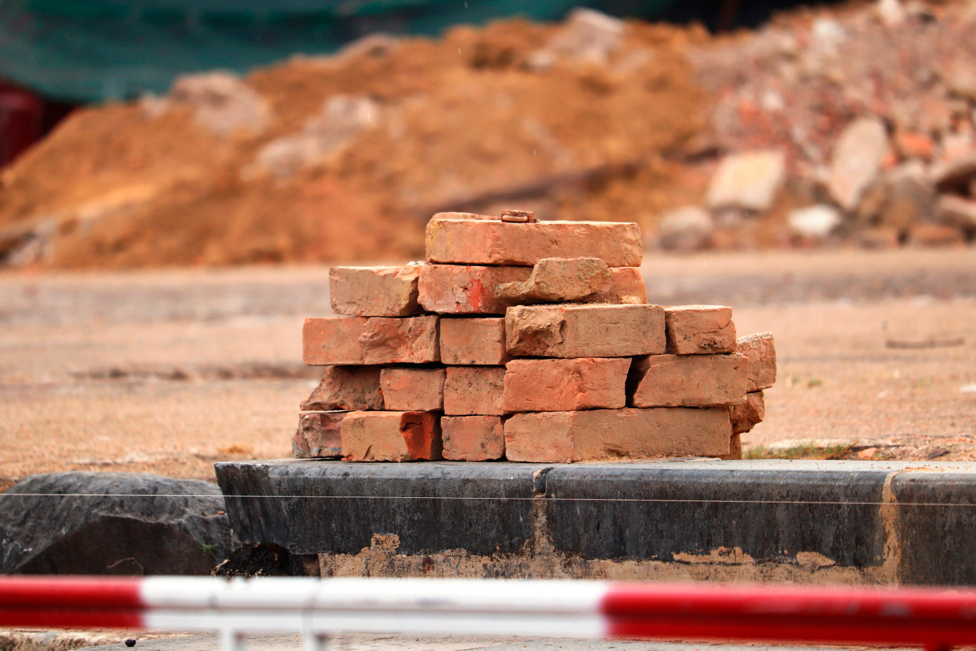 Công tác khai quật khảo cổ hiện cơ bản hoàn tất. Tiếp đến là hoạt động chỉnh lý, nghiên cứu, đến cuối tháng 8/2023 sẽ có những kết quả ban đầu. (Ảnh: Ngọc Văn)