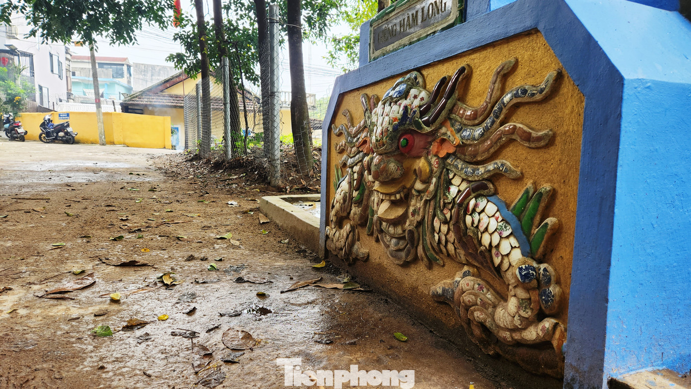 Ngày nay, vào mỗi dịp lễ Tết, khi hành hương lễ Phật chùa Báo Quốc, người dân xứ Huế và du khách thập phương vẫn thường ghé qua giếng Hàm Long để dâng hương cầu may mắn, sức khỏe, bình an. Ngày nay, vào mỗi dịp lễ Tết, khi hành hương lễ Phật chùa Báo Quốc, người dân xứ Huế và du khách thập phương vẫn thường ghé qua giếng Hàm Long để dâng hương cầu may mắn, sức khỏe, bình an.