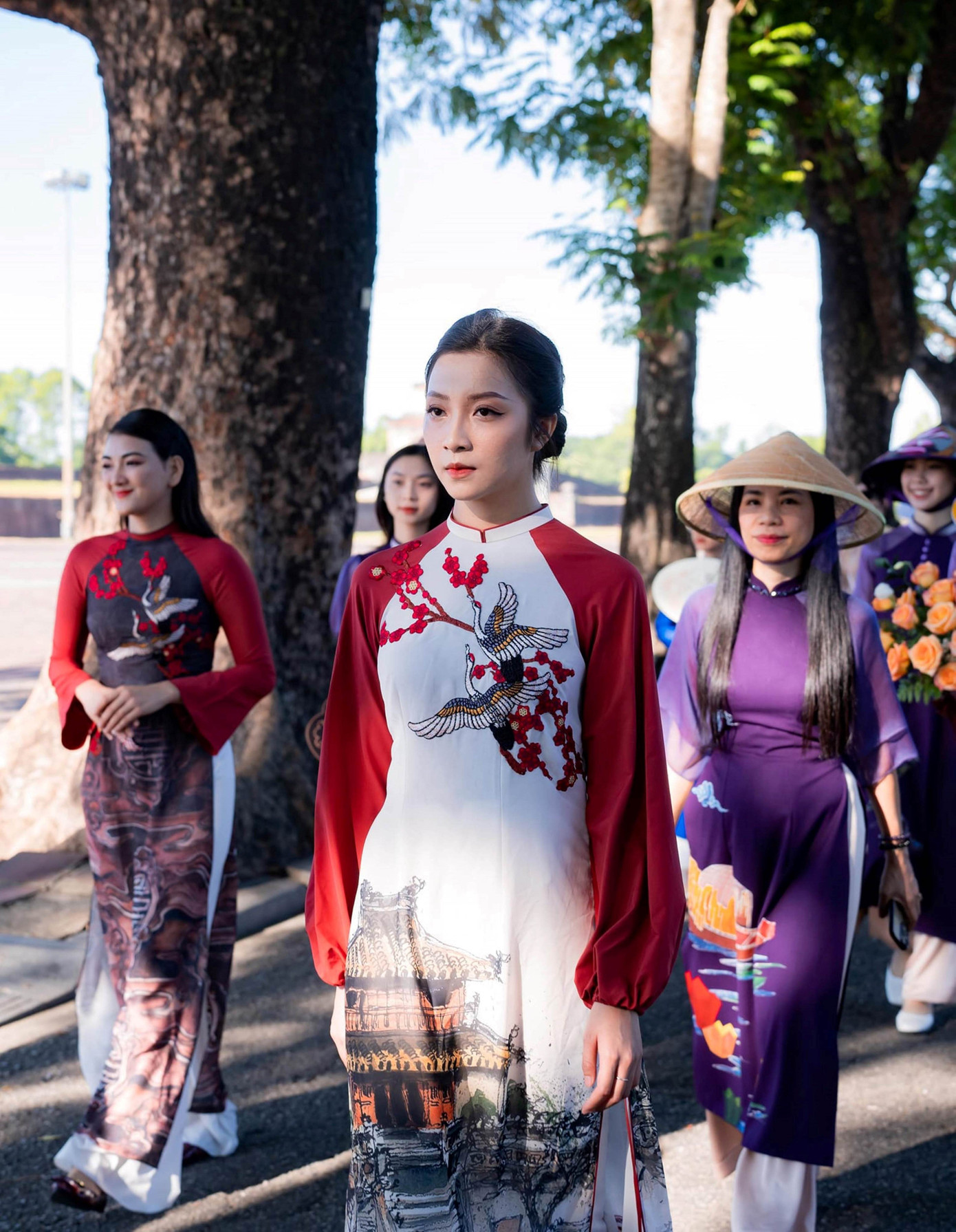 Đây là một trong những hoạt động hưởng ứng lễ hội mùa Thu thuộc Festival Huế 4 mùa năm 2023. Đây còn là hoạt động ý nghĩa tại Tuần lễ áo dài cộng đồng Huế năm 2023. Ảnh: Văn Thể Huế