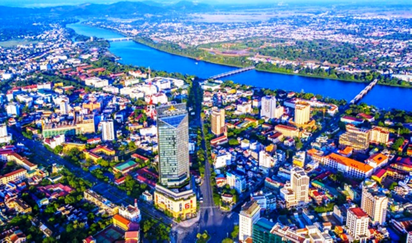 Trước đó, UBND tỉnh TT-Huế từng tổ chức hội thảo quy hoạch tỉnh TT-Huế thời kỳ 2021-2030, tầm nhìn đến năm 2050 và mô hình đơn vị hành chính thành phố trực thuộc Trung ương. Ảnh: Lê Huy Hoàng Hải
