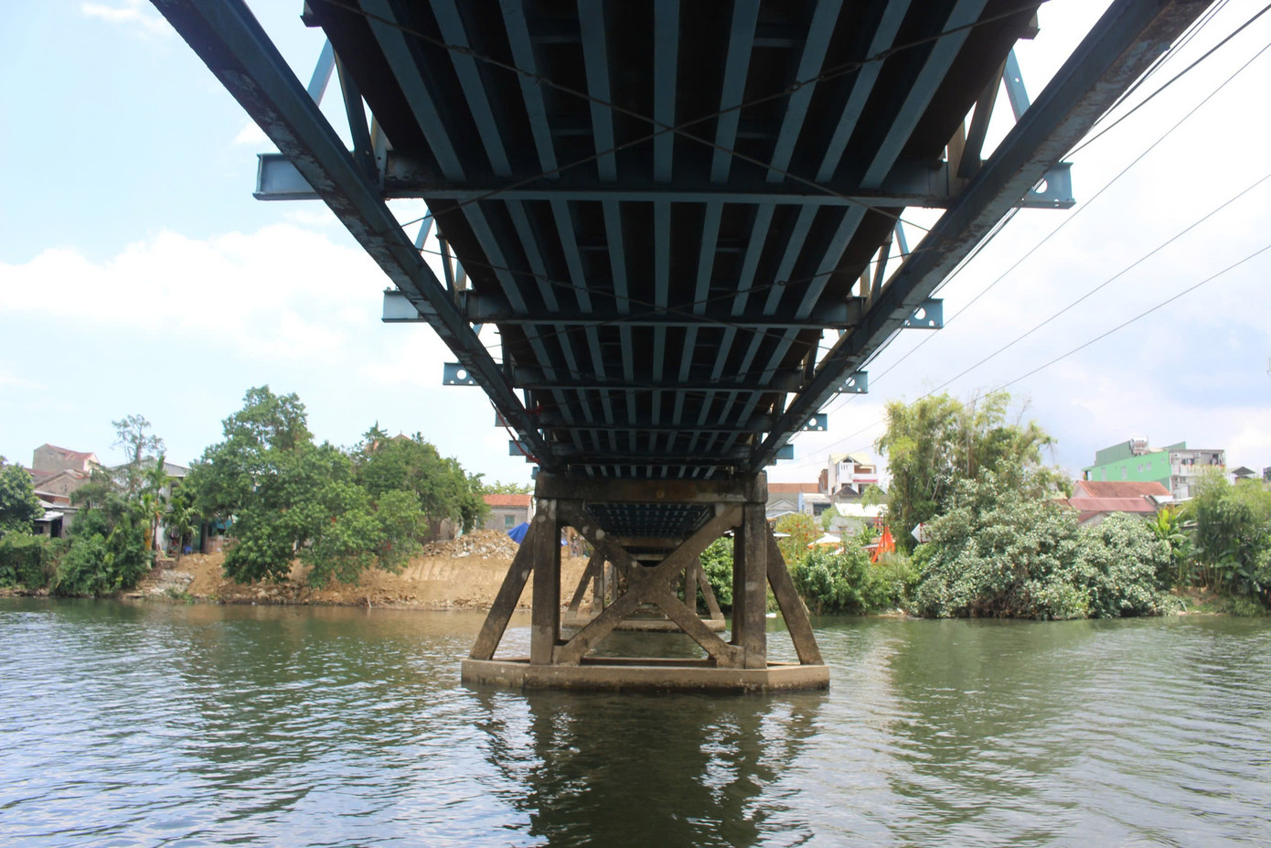 UBND phường Vĩ Dạ kiến nghị hạ tải trọng cầu từ 5,5 tấn xuống 1,5 tấn nhằm bảo đảm an toàn giao thông.