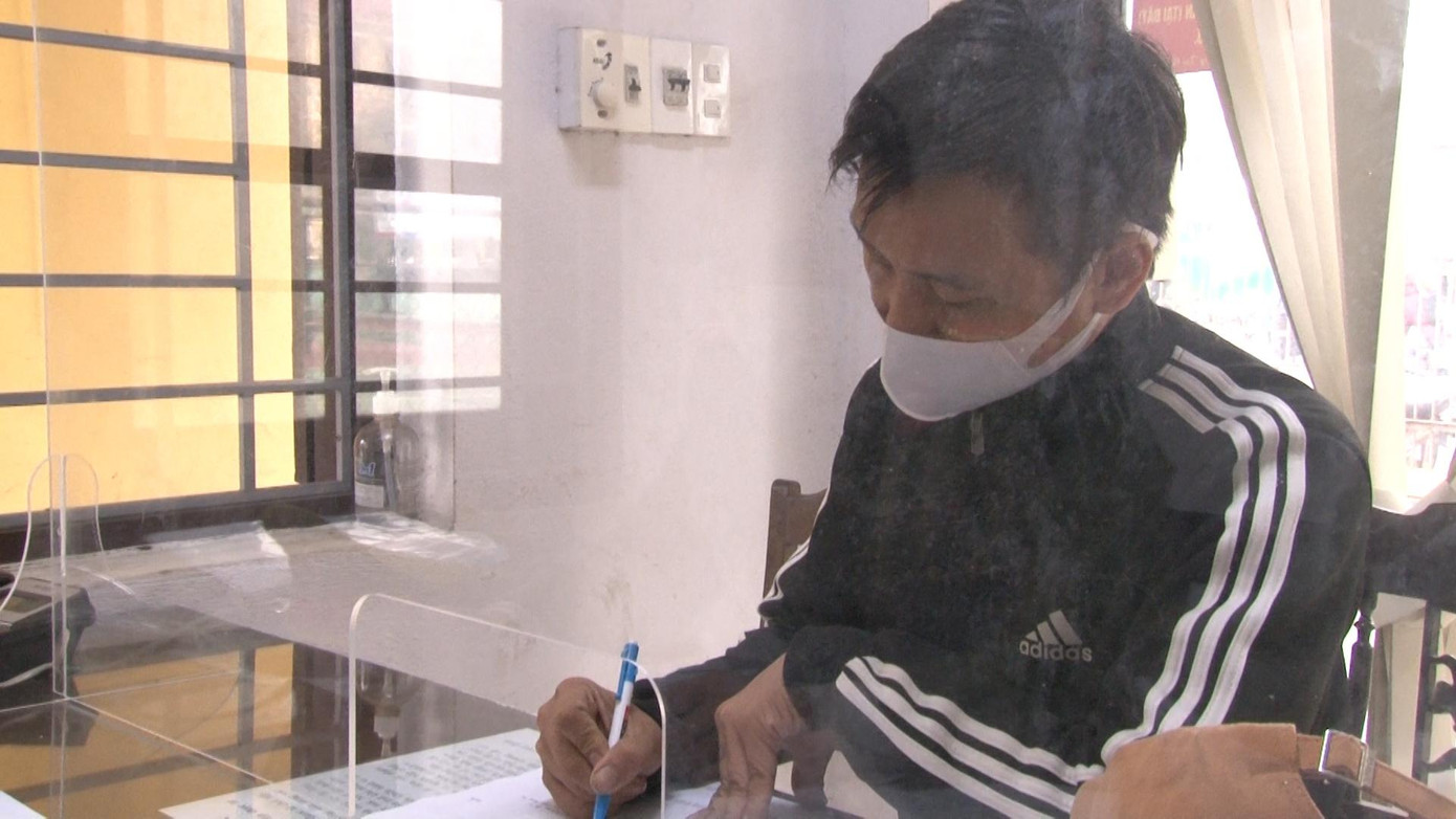 Mặc dù không có ma túy, Dương (ảnh) móc nối với Phan Văn Ngọc dùng thủ đoạn lấy thuốc tây đóng thành gói ma túy giả, rồi lừa bán cho người có nhu cầu