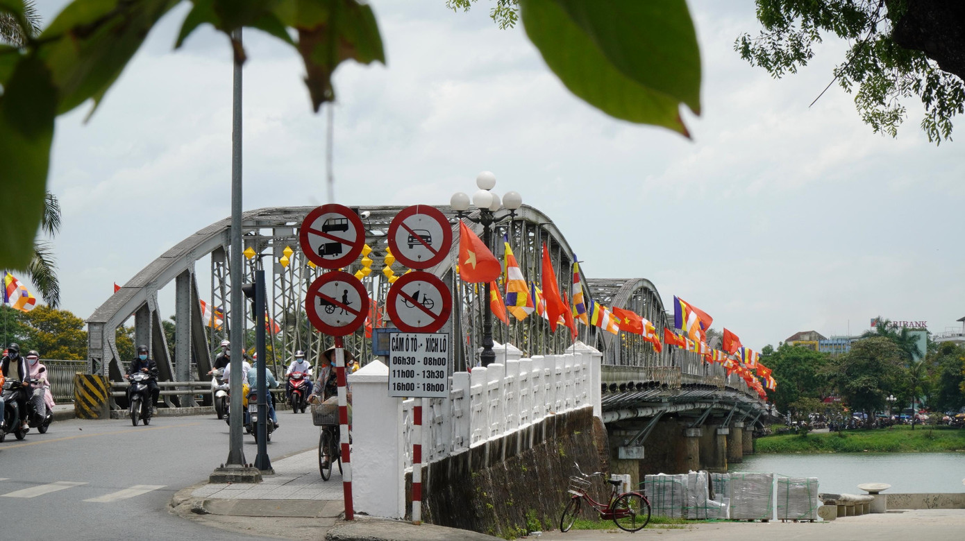 Tiếp tục đồng hành qua các kỳ Festival Huế, Đại lễ Phật Đản Phật lịch 2566 tại Huế năm nay diễn ra từ ngày 8 đến 15/5, góp thêm tinh hoa văn hóa cho Huế - thành phố Festival đặc trưng của Việt Nam.