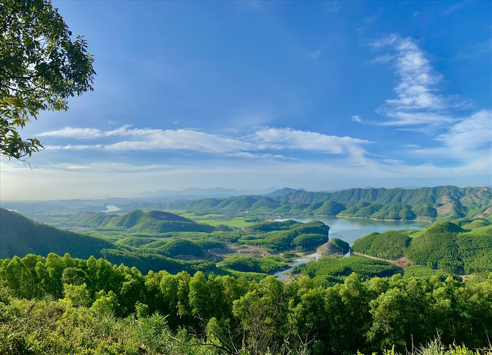 Núi Hòn Vượn. Ảnh: LĐO Núi Hòn Vượn. Ảnh: LĐO