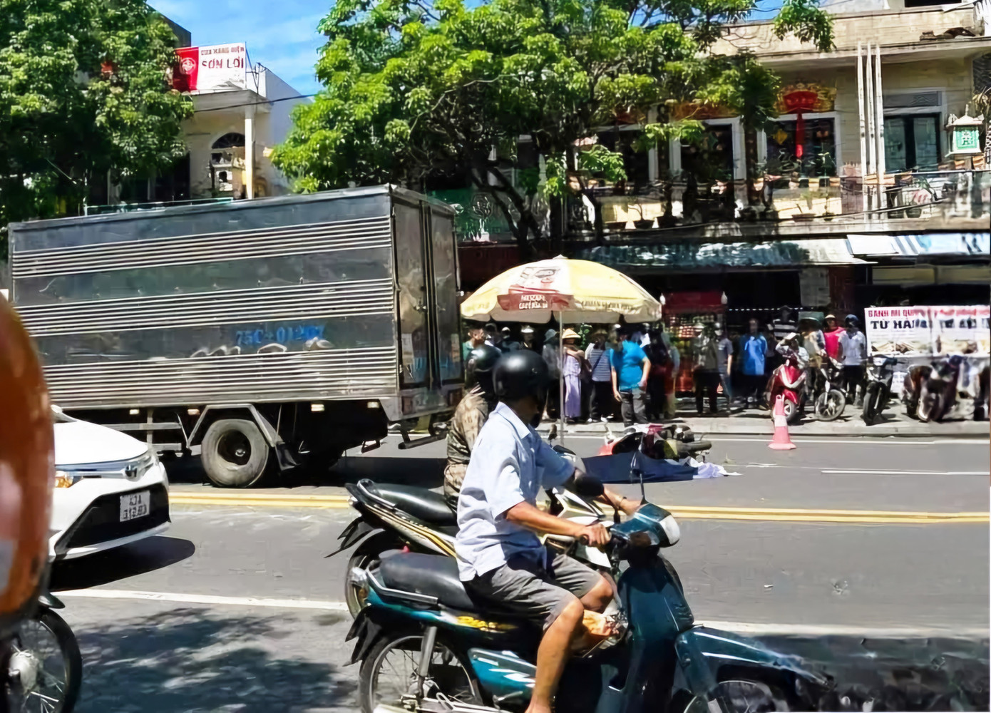 Hiện trường vụ tai nạn giao thông. Ảnh: M.X.H Hiện trường vụ tai nạn giao thông. Ảnh: M.X.H