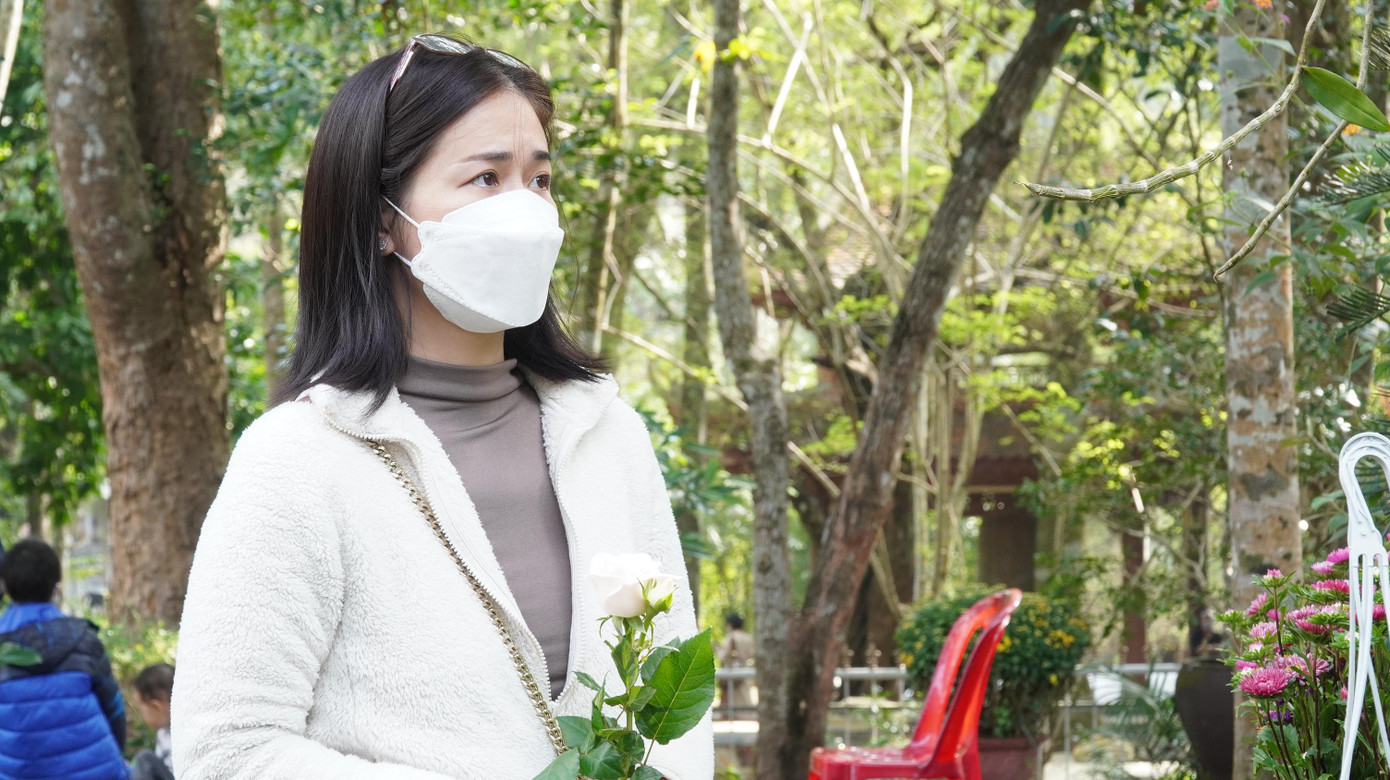 Người dân đến chùa bày tỏ sự phân ưu trước sự đi của Thiền sư Người dân đến chùa bày tỏ sự phân ưu trước sự đi của Thiền sư