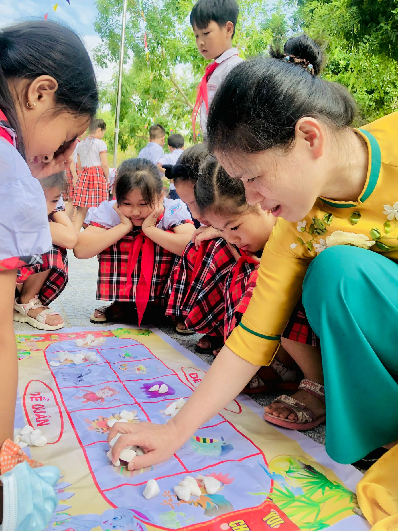 Hân hoan khai giảng năm học mới, Chủ tịch nước gửi thư tới ngành giáo dục ảnh 101