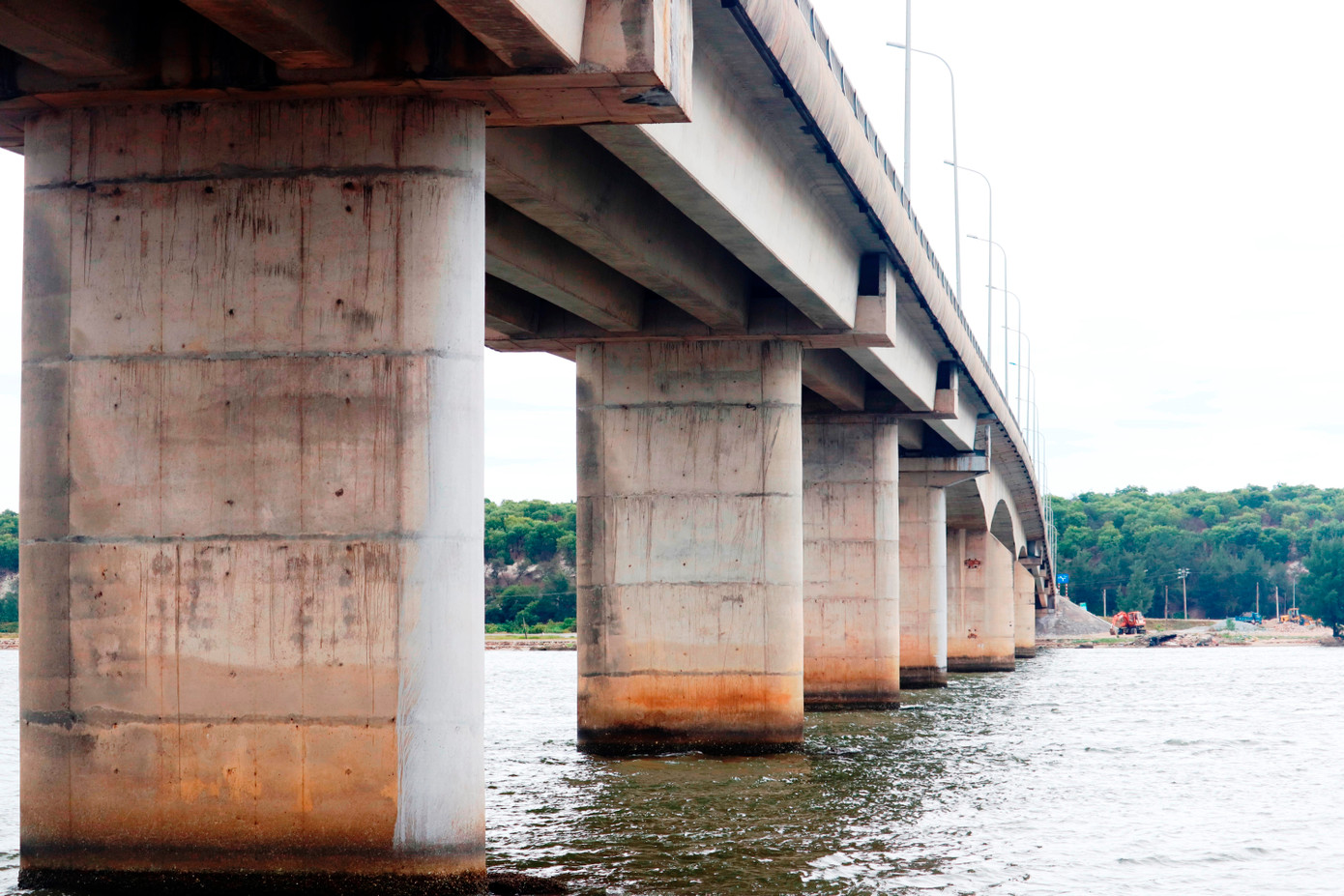 Qua lấy ý kiến, đại đa số người dân 2 xã thống nhất đề nghị các cấp có thẩm quyền thay đổi tên gọi cầu Tam Giang thành cầu Ca Cút, vì cái tên Ca Cút đã gắn liền với bến đò Ca Cút xưa, đồng hành theo tâm tưởng, ký ức của bao thế hệ người dân Hải Dương và Hương Phong.