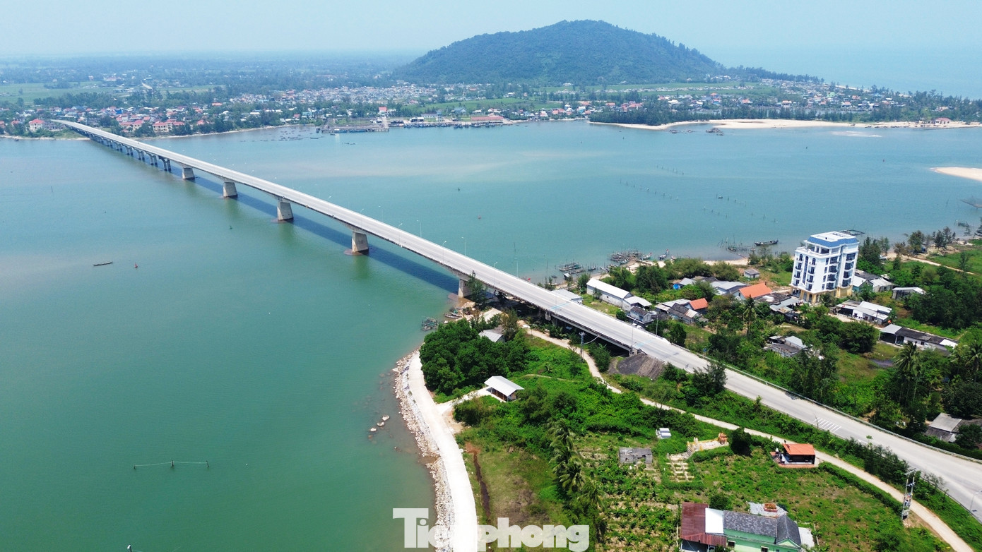 Nhờ đó, hệ thống giao thông nông thôn, thủy lợi, nước sạch, cơ sở vật chất trường học được nâng cấp đáng kể, tạo điều kiện thuận lợi cho cải thiện điều kiện đi lại, chăm sóc sức khỏe người dân, giáo dục con em địa phương, từng bước nâng cao đời sống của nhân dân và phát triển kinh tế xã hội địa phương.