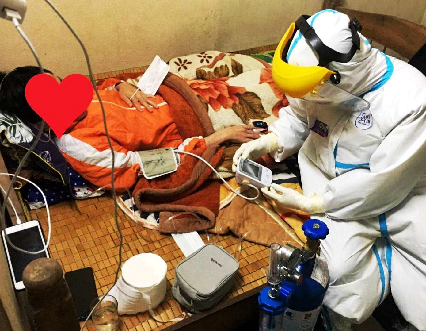 Hỗ trợ điều trị F0 tại nhà ở TT-Huế. Ảnh: ATM Oxy TT-Huế Hỗ trợ điều trị F0 tại nhà ở TT-Huế. Ảnh: ATM Oxy TT-Huế