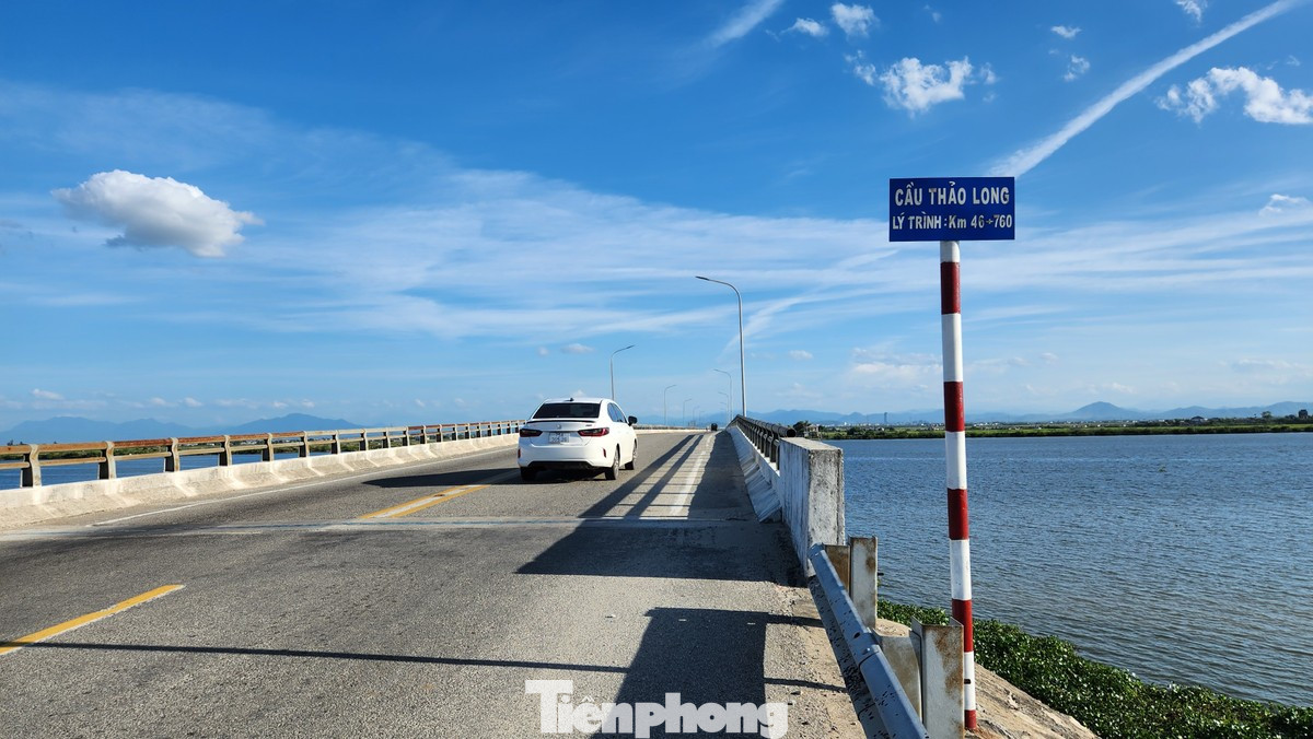 Đoạn sông Hương chảy qua cầu Thảo Long - nơi xảy ra sự việc quá đau lòng. Đoạn sông Hương chảy qua cầu Thảo Long - nơi xảy ra sự việc quá đau lòng.